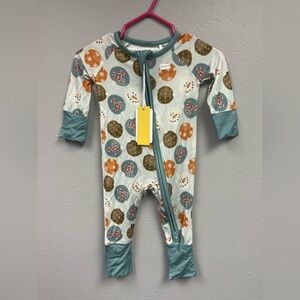 NWT Little Ones Shop Bamboo Zippy Size Newborn